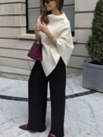 ⁦وشاح نسائي ذو لون أحادي⁩ - الصورة ⁦2⁩