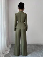 ⁦بدلة نسائية أنيقة من قطعتين⁩ - الصورة ⁦3⁩