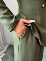 ⁦بدلة نسائية أنيقة من قطعتين⁩ - الصورة ⁦6⁩