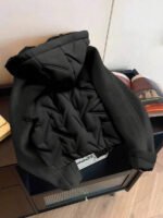 ⁦جاكيت جلد أنيق⁩ - الصورة ⁦23⁩