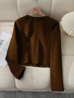 ⁦معطف نسائي كلاسيك بجيوب⁩ - الصورة ⁦35⁩