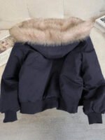 ⁦معطف مبطن أنيق من الفرو الصناعي⁩ - الصورة ⁦17⁩