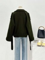 ⁦معطف قصير بأكتاف واسعة⁩ - الصورة ⁦18⁩