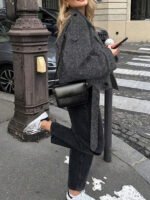 ⁦معطف قصير بأكتاف واسعة⁩ - الصورة ⁦31⁩