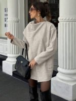 ⁦معطف صوفي بسيط مع ياقة وجيوب⁩ - الصورة ⁦4⁩