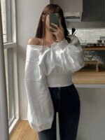 ⁦بلوزة ذات ياقة مدببة أكمام طويلة⁩ - الصورة ⁦5⁩