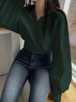 ⁦بلوزة ذات ياقة مدببة أكمام طويلة⁩ - الصورة ⁦14⁩