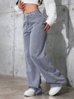 ⁦بنطلون جينز فضفاض بقصة رجلين واسعة⁩ - الصورة ⁦23⁩