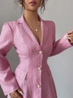 ⁦فستان طويل رسمي بياقة وأكمام طويلة⁩ - الصورة ⁦4⁩