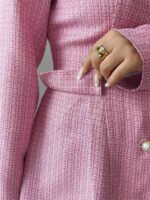 ⁦فستان طويل رسمي بياقة وأكمام طويلة⁩ - الصورة ⁦8⁩