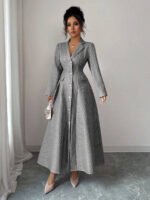 ⁦فستان طويل رسمي بياقة وأكمام طويلة⁩ - الصورة ⁦13⁩