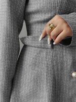 ⁦فستان طويل رسمي بياقة وأكمام طويلة⁩ - الصورة ⁦15⁩