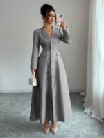 ⁦فستان طويل رسمي بياقة وأكمام طويلة⁩ - الصورة ⁦16⁩