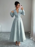 ⁦فستان طويل رسمي بياقة وأكمام طويلة⁩ - الصورة ⁦22⁩