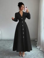 ⁦فستان طويل رسمي بياقة وأكمام طويلة⁩ - الصورة ⁦36⁩