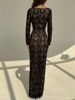 ⁦فستان سهرة طويل دانتيل بأكمام طويلة ورقبة مربعة⁩ - الصورة ⁦93⁩