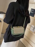 ⁦حقيبة نسائية انيقة بألوان موحدة⁩ - الصورة ⁦25⁩