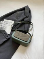 ⁦حقيبة نسائية انيقة بألوان موحدة⁩ - الصورة ⁦26⁩