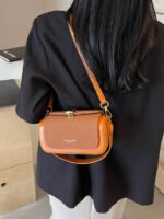 ⁦حقيبة نسائية انيقة بألوان موحدة⁩ - الصورة ⁦33⁩