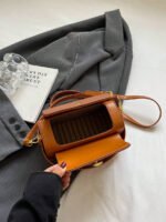 ⁦حقيبة نسائية انيقة بألوان موحدة⁩ - الصورة ⁦34⁩