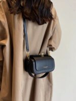 ⁦حقيبة نسائية انيقة بألوان موحدة⁩ - الصورة ⁦43⁩