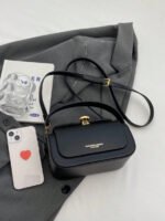 ⁦حقيبة نسائية انيقة بألوان موحدة⁩ - الصورة ⁦45⁩