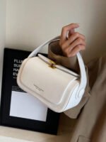 ⁦حقيبة نسائية انيقة بألوان موحدة⁩ - الصورة ⁦57⁩