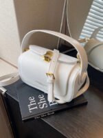 ⁦حقيبة نسائية انيقة بألوان موحدة⁩ - الصورة ⁦58⁩