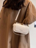 ⁦حقيبة نسائية انيقة بألوان موحدة⁩ - الصورة ⁦59⁩