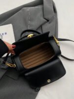 ⁦حقيبة نسائية انيقة بألوان موحدة⁩ - الصورة ⁦62⁩