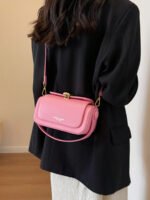 ⁦حقيبة نسائية انيقة بألوان موحدة⁩ - الصورة ⁦67⁩