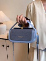 ⁦حقيبة نسائية انيقة بألوان موحدة⁩ - الصورة ⁦104⁩