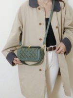 ⁦حقيبة نسائية انيقة بألوان موحدة⁩ - الصورة ⁦165⁩