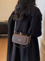 ⁦حقيبة نسائية انيقة بألوان موحدة⁩ - الصورة ⁦183⁩