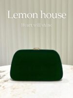 ⁦حقيبة سوارية مزينة باللون الذهبي⁩ - الصورة ⁦19⁩