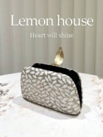 ⁦حقيبة سوارية مزينة باللون الذهبي⁩ - الصورة ⁦35⁩