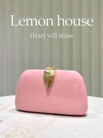 ⁦حقيبة سوارية مزينة باللون الذهبي⁩ - الصورة ⁦39⁩