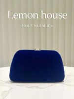 ⁦حقيبة سوارية مزينة باللون الذهبي⁩ - الصورة ⁦47⁩