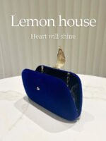 ⁦حقيبة سوارية مزينة باللون الذهبي⁩ - الصورة ⁦49⁩