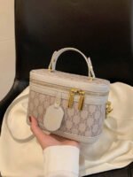 ⁦حقيبة كتف نسائية جلد اصطناعي سعة كبيرة⁩ - الصورة ⁦8⁩