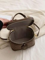 ⁦حقيبة كتف نسائية جلد اصطناعي سعة كبيرة⁩ - الصورة ⁦16⁩