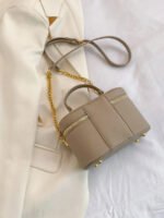 ⁦حقيبة كتف نسائية جلد اصطناعي سعة كبيرة⁩ - الصورة ⁦36⁩