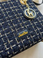 ⁦حقيبة يد سعة كبيرة ذات تفاصيل رقيقة⁩ - الصورة ⁦5⁩