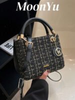 ⁦حقيبة يد سعة كبيرة ذات تفاصيل رقيقة⁩ - الصورة ⁦9⁩