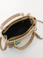 ⁦حقيبة يد سعة كبيرة ذات تفاصيل رقيقة⁩ - الصورة ⁦110⁩