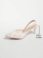 ⁦صنادل نسائية مزينة بالتطريز والدانتيل⁩ - الصورة ⁦44⁩