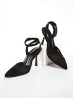 ⁦صنادل نسائية مزينة بالتطريز والدانتيل⁩ - الصورة ⁦49⁩