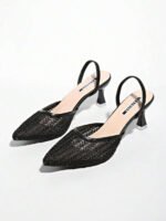 ⁦صنادل نسائية مزينة بالتطريز والدانتيل⁩ - الصورة ⁦57⁩