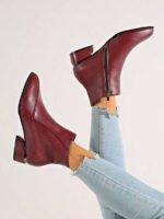 ⁦بوت نسائية قصيرة للكاحل ذات كعب سميك⁩ - الصورة ⁦13⁩