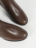 ⁦بوت قصيرة مزودة بكعب سميك⁩ - الصورة ⁦20⁩